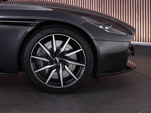 Aston Martin DB11 - Afbeelding 30 van 30