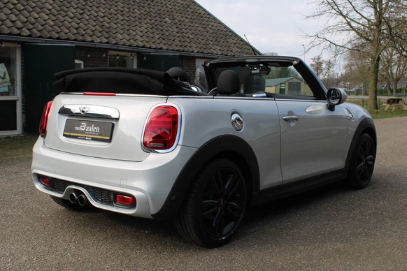 MINI Cooper S Cabrio - Afbeelding 3 van 28