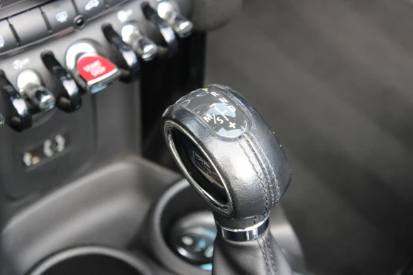 MINI Cooper S Cabrio - Afbeelding 26 van 28