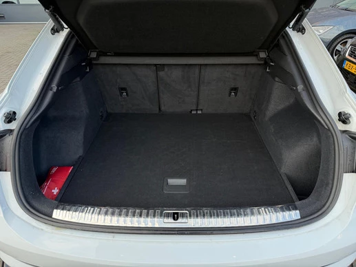 Audi RSQ3 - Afbeelding 26 van 29