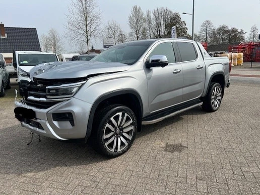 Volkswagen Amarok - Afbeelding 1 van 22