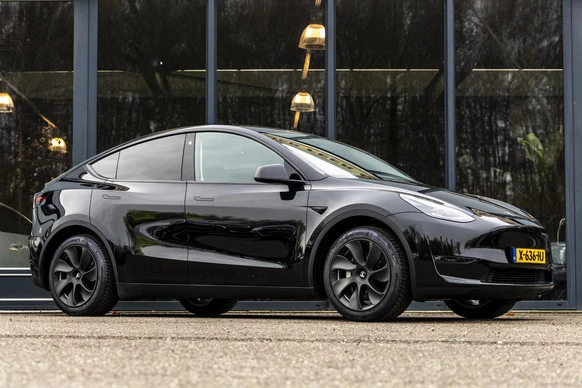 Tesla Model Y - Afbeelding 1 van 30