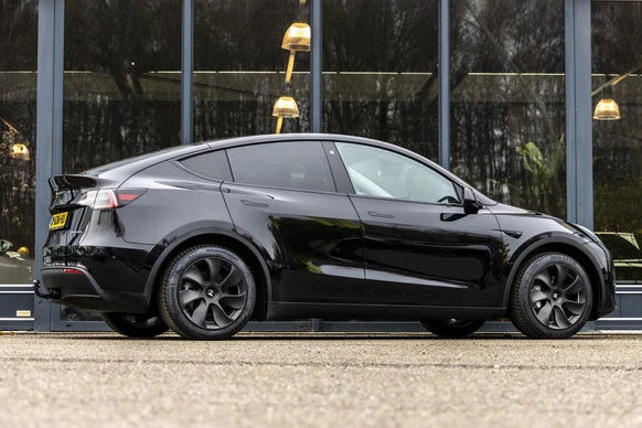 Tesla Model Y - Afbeelding 5 van 30