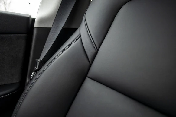 Tesla Model Y - Afbeelding 19 van 30