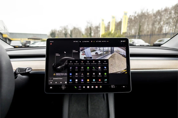 Tesla Model Y - Afbeelding 28 van 30