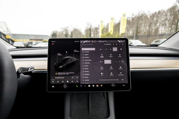 Tesla Model Y - Afbeelding 29 van 30