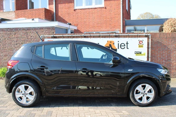Dacia Sandero - Afbeelding 8 van 30