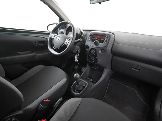 Toyota Aygo - Afbeelding 2 van 26