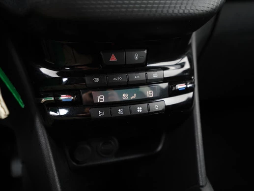 Peugeot 208 - Afbeelding 11 van 30