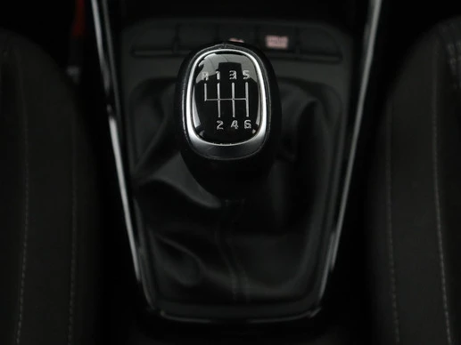 Kia Stonic - Afbeelding 16 van 30