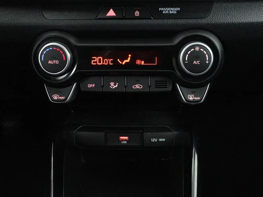 Kia Stonic - Afbeelding 23 van 30