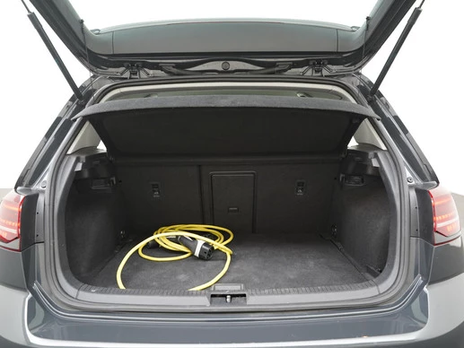 Volkswagen e-Golf - Afbeelding 25 van 30