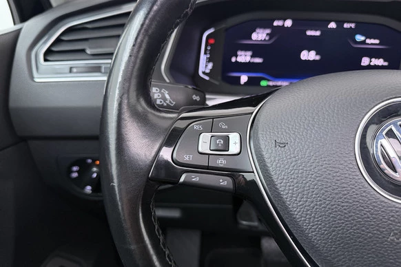 Volkswagen Tiguan - Afbeelding 22 van 30