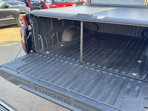 Toyota Tundra - Afbeelding 24 van 30