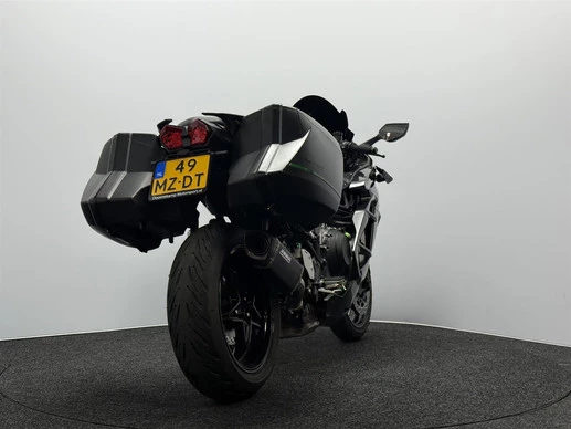 Kawasaki Ninja H2 SX - Afbeelding 16 van 20