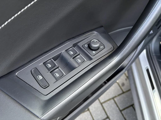 Volkswagen T-Roc - Afbeelding 11 van 30
