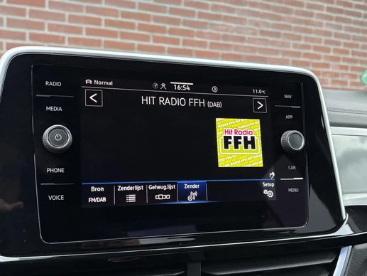 Volkswagen T-Roc - Afbeelding 13 van 30