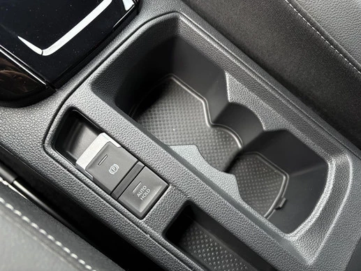 Volkswagen T-Roc - Afbeelding 17 van 30