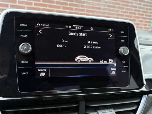 Volkswagen T-Roc - Afbeelding 21 van 30