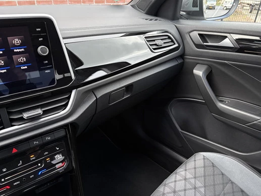 Volkswagen T-Roc - Afbeelding 26 van 30