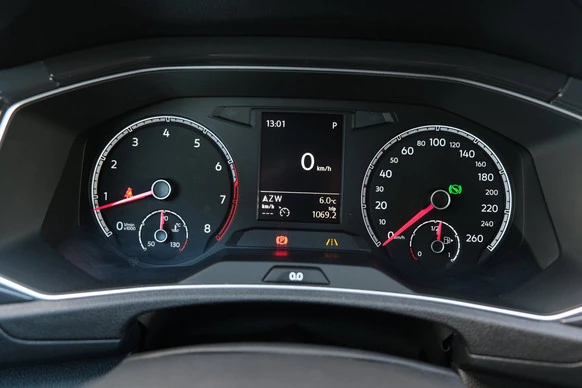 Volkswagen T-Roc - Afbeelding 19 van 30