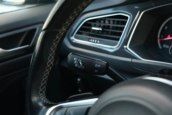 Volkswagen T-Roc - Afbeelding 22 van 30