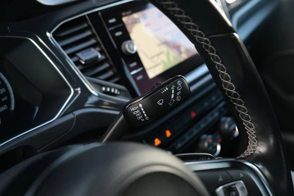 Volkswagen T-Roc - Afbeelding 23 van 30