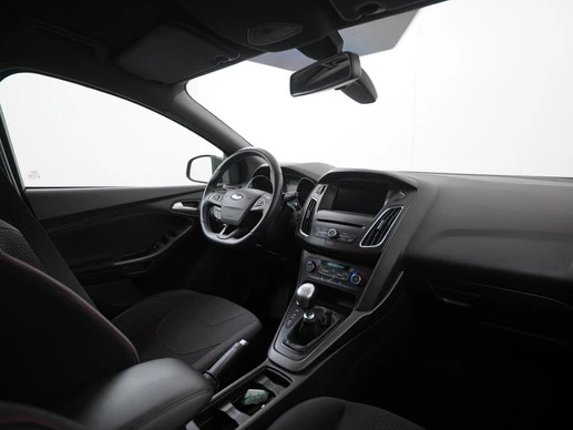 Ford Focus - Afbeelding 2 van 30