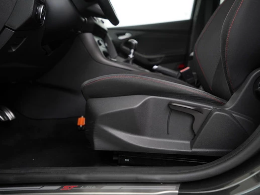 Ford Focus - Afbeelding 29 van 30