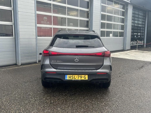 Mercedes-Benz EQA - Afbeelding 24 van 30