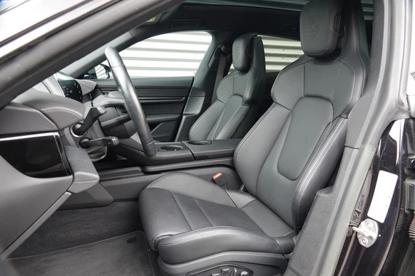 Porsche Taycan - Afbeelding 11 van 30
