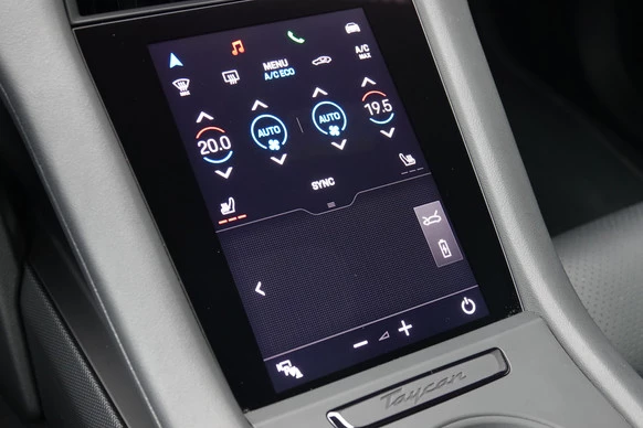 Porsche Taycan - Afbeelding 18 van 30