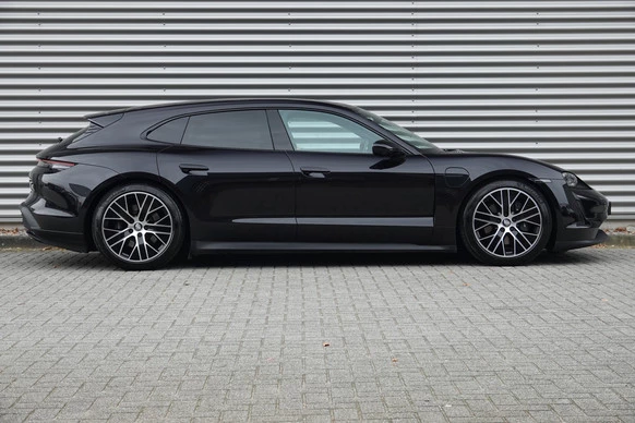 Porsche Taycan - Afbeelding 20 van 30