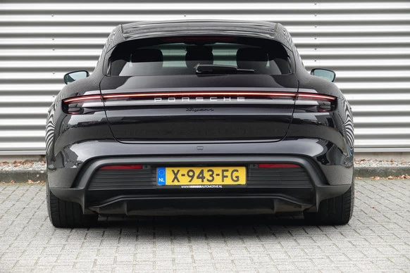 Porsche Taycan - Afbeelding 22 van 30