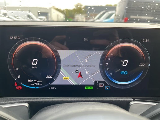 Mercedes-Benz EQB - Afbeelding 17 van 30
