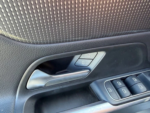 Mercedes-Benz 200-klasse - Afbeelding 18 van 30