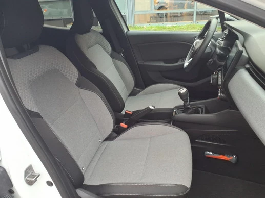 Renault Clio - Afbeelding 16 van 27