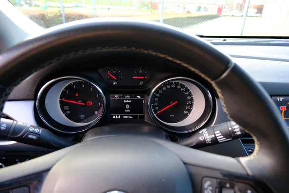 Opel Astra - Afbeelding 12 van 30