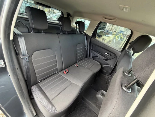 Dacia Duster - Afbeelding 10 van 30