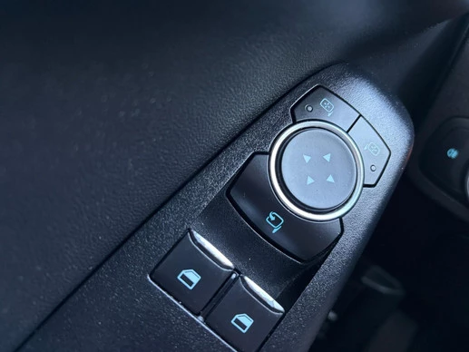 Ford Fiesta - Afbeelding 29 van 30