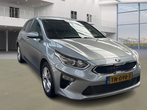 Kia Ceed - Afbeelding 13 van 14