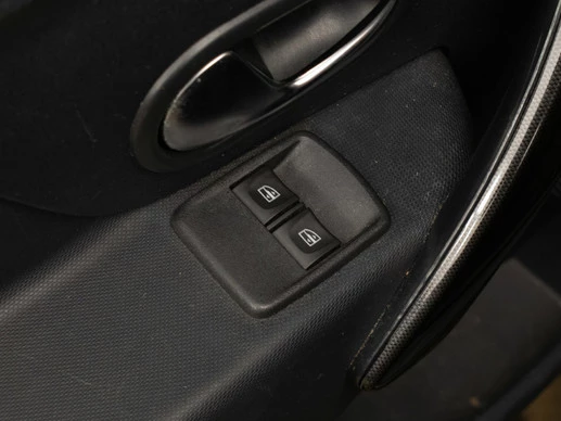 Dacia Logan - Afbeelding 18 van 27