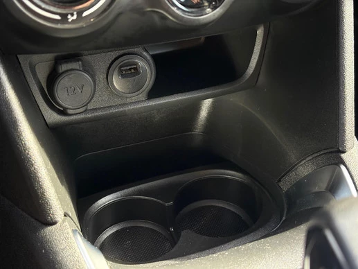 Peugeot 208 - Afbeelding 27 van 30