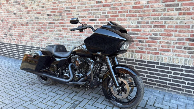 Harley-Davidson Road Glide - Afbeelding 5 van 19