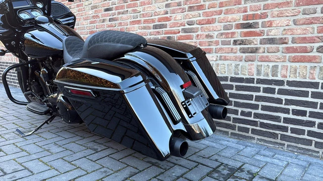 Harley-Davidson Road Glide - Afbeelding 13 van 19