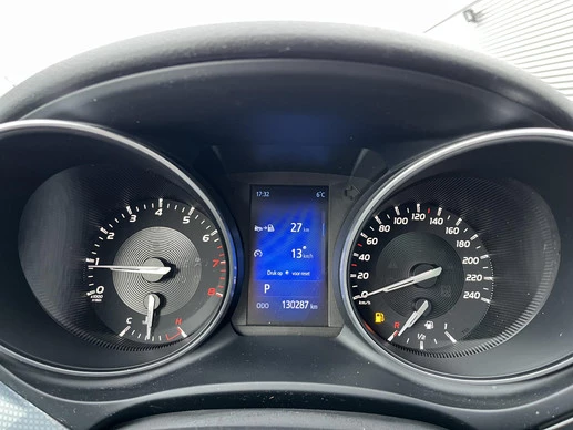 Toyota Avensis - Afbeelding 28 van 30