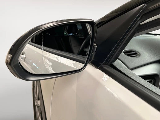 Kia Stonic - Afbeelding 9 van 30