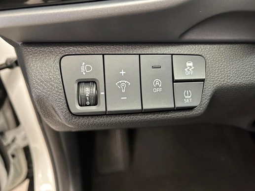 Kia Stonic - Afbeelding 12 van 30