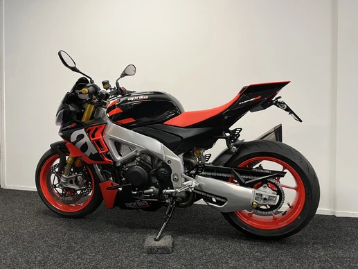 Aprilia Tuono V4 - Afbeelding 14 van 22
