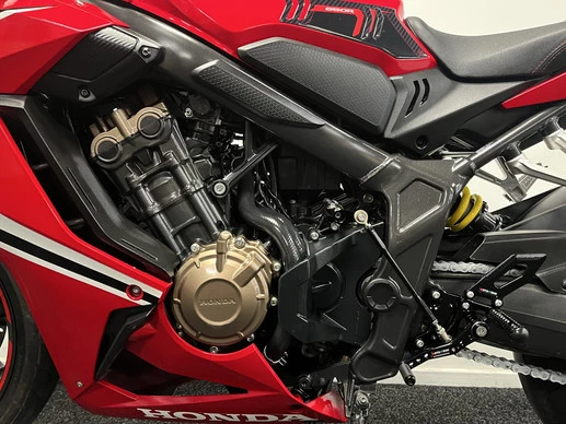 Honda CBR 650 - Afbeelding 16 van 21